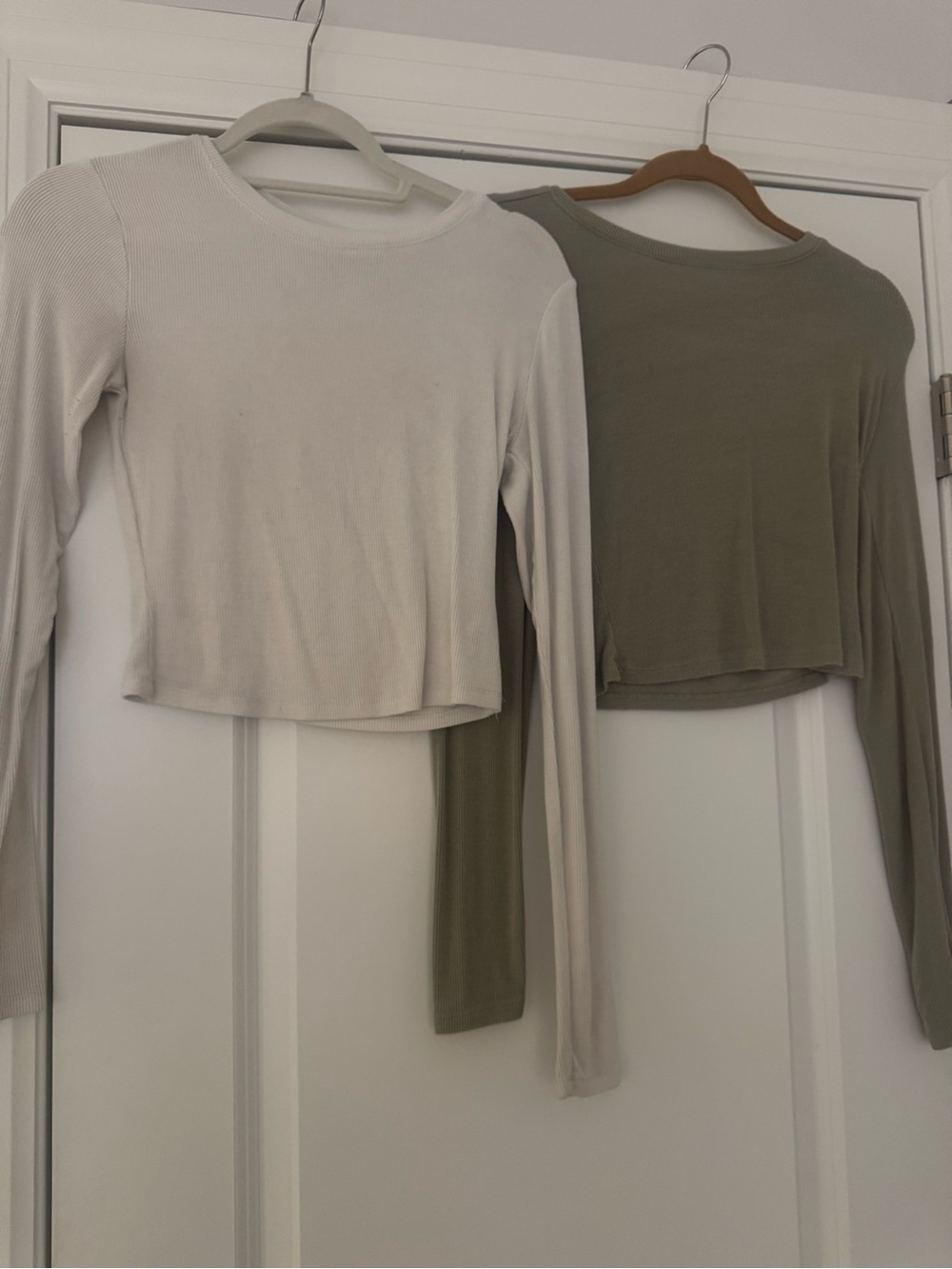 Garage Long-Sleeve Ribbed Cropped Tops in White and Olive Green